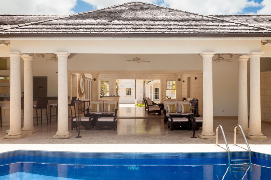 Clubhouse 1